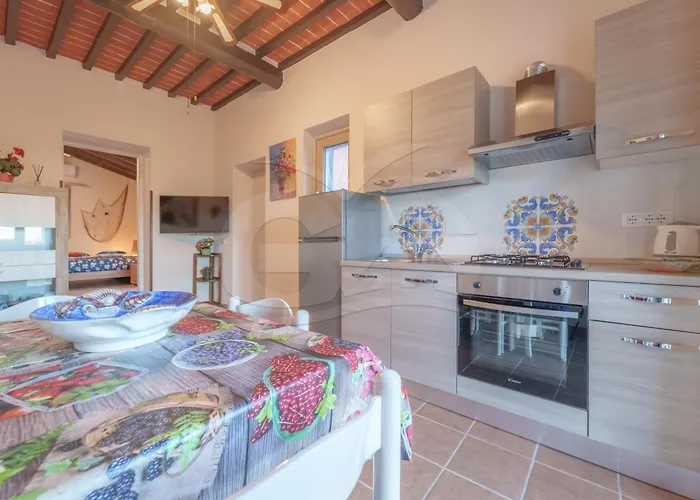 Bougainvilles - Goelba Apartment Portoferraio