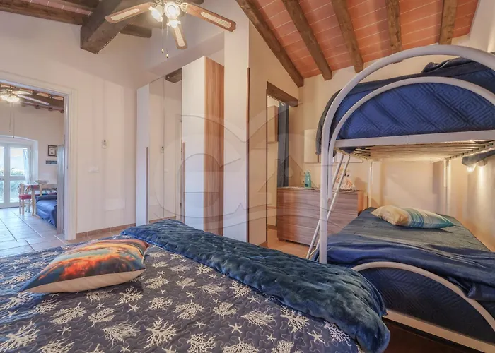 Bougainvilles - Goelba 公寓